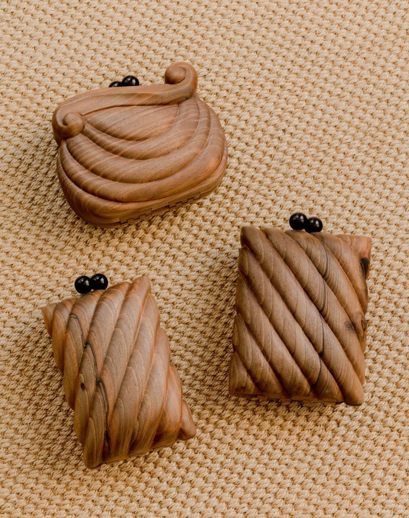 FLUTED BAG